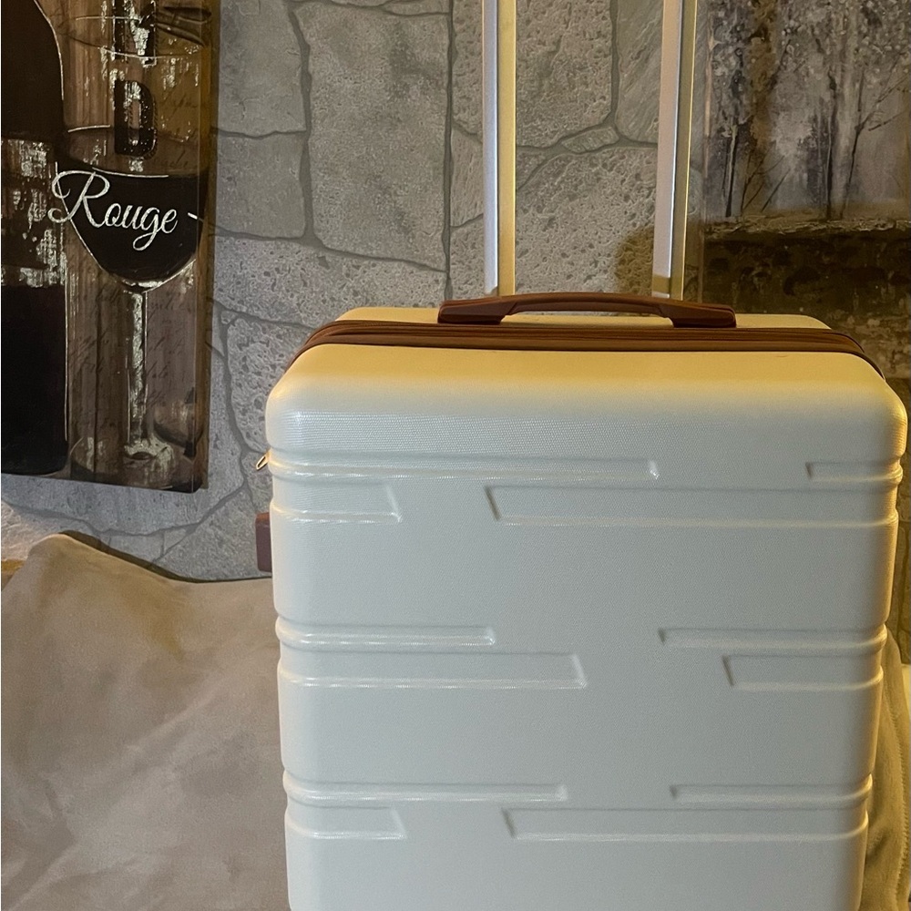 Rouge Helium Cream Travel Case